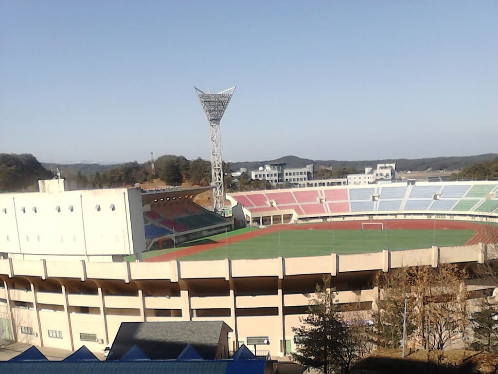 강릉종합운동장 전경